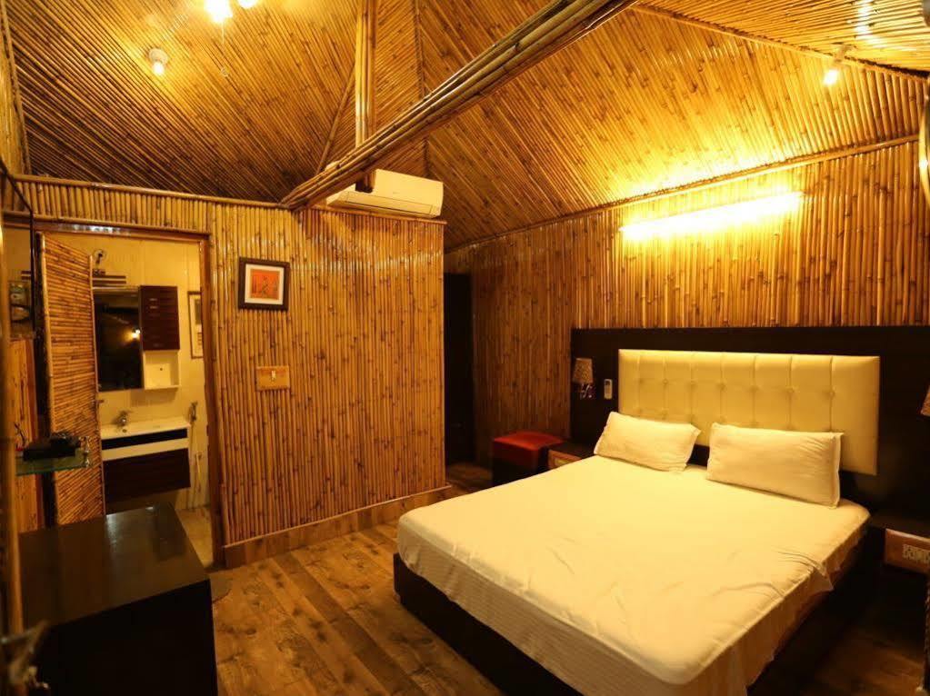 Heritage Hotel Lucknow Extérieur photo