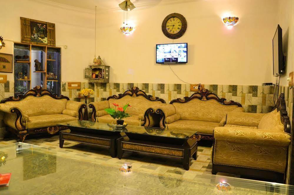 Heritage Hotel Lucknow Extérieur photo