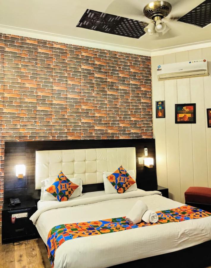 Heritage Hotel Lucknow Extérieur photo