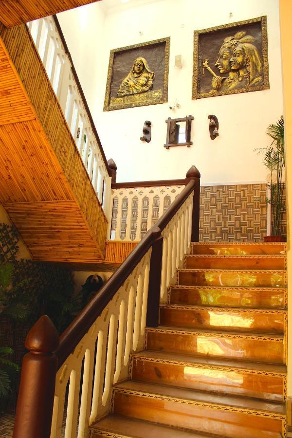 Heritage Hotel Lucknow Extérieur photo